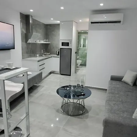 Km Luxury Apart Downtown Iraklio Exteriér fotografie