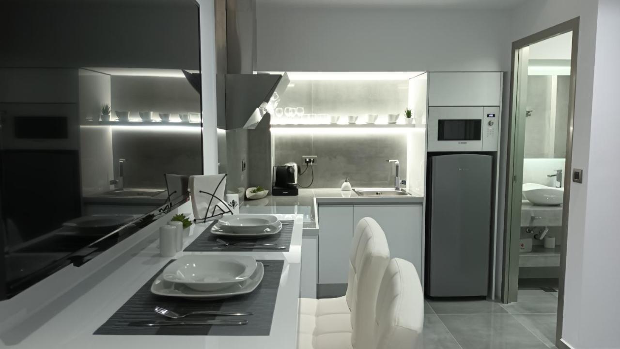 Km Luxury Downtown Apartment