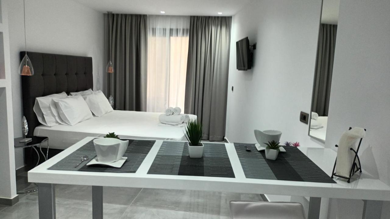 Apartament Km Luxury Downtown