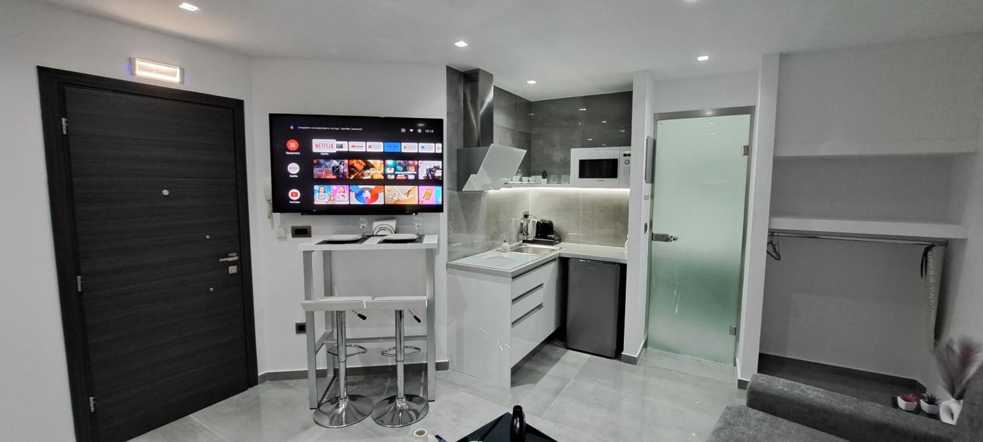 Km Luxury Downtown Apartment